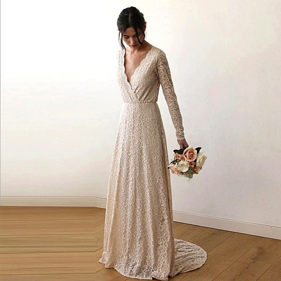 Wedding Dress - Picture 4 of 5